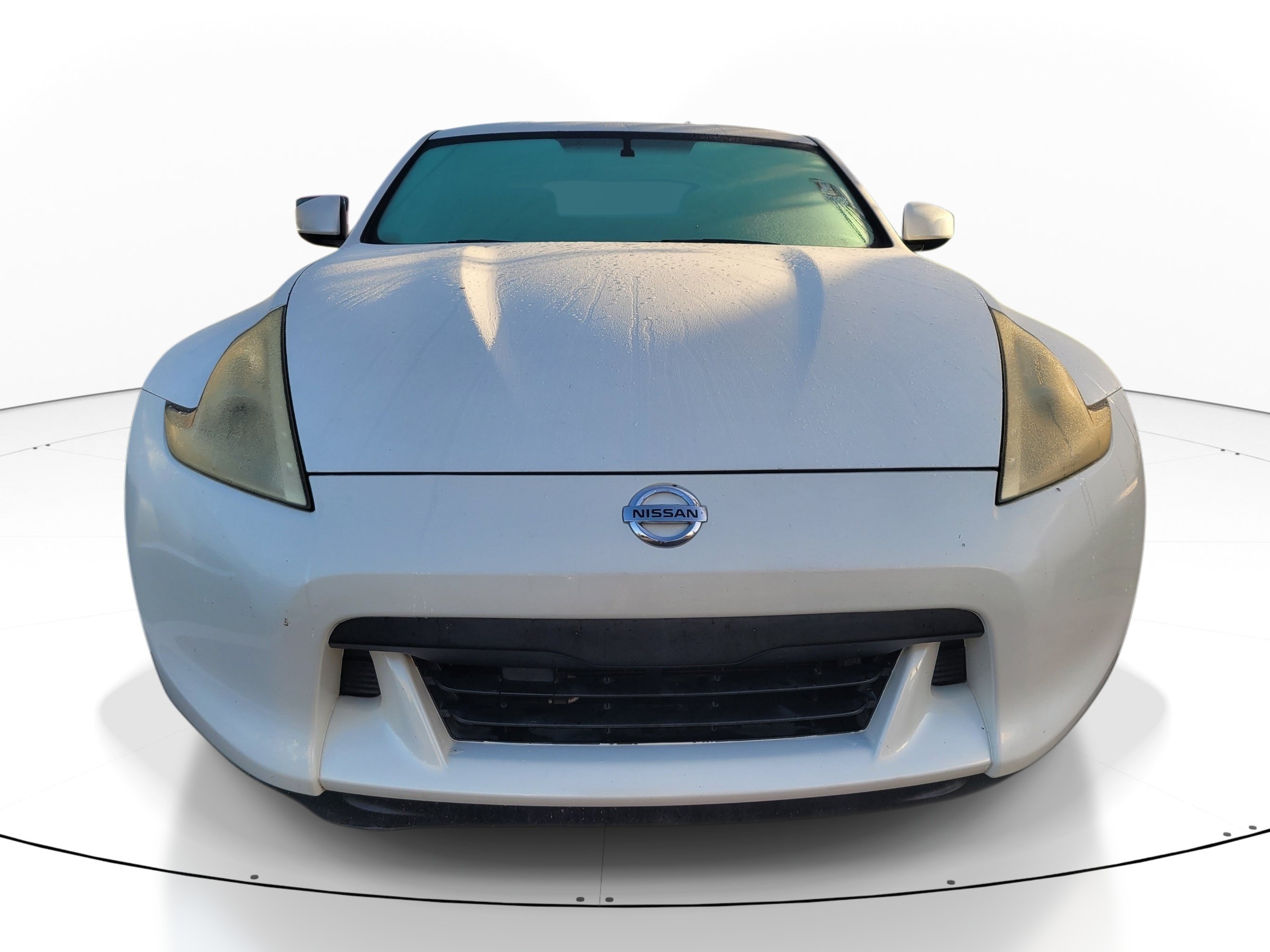Used 2012 Pearl White Nissan Base image 2