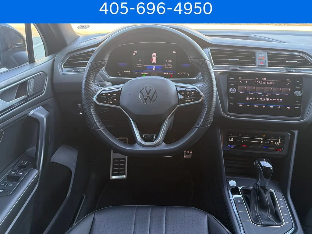 Pre-Owned 2023 Volkswagen Tiguan SE R-Line Black