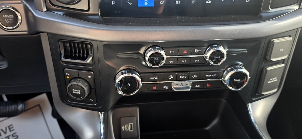 New 2026 Carbonized Gray Metallic Ford XLT image 23