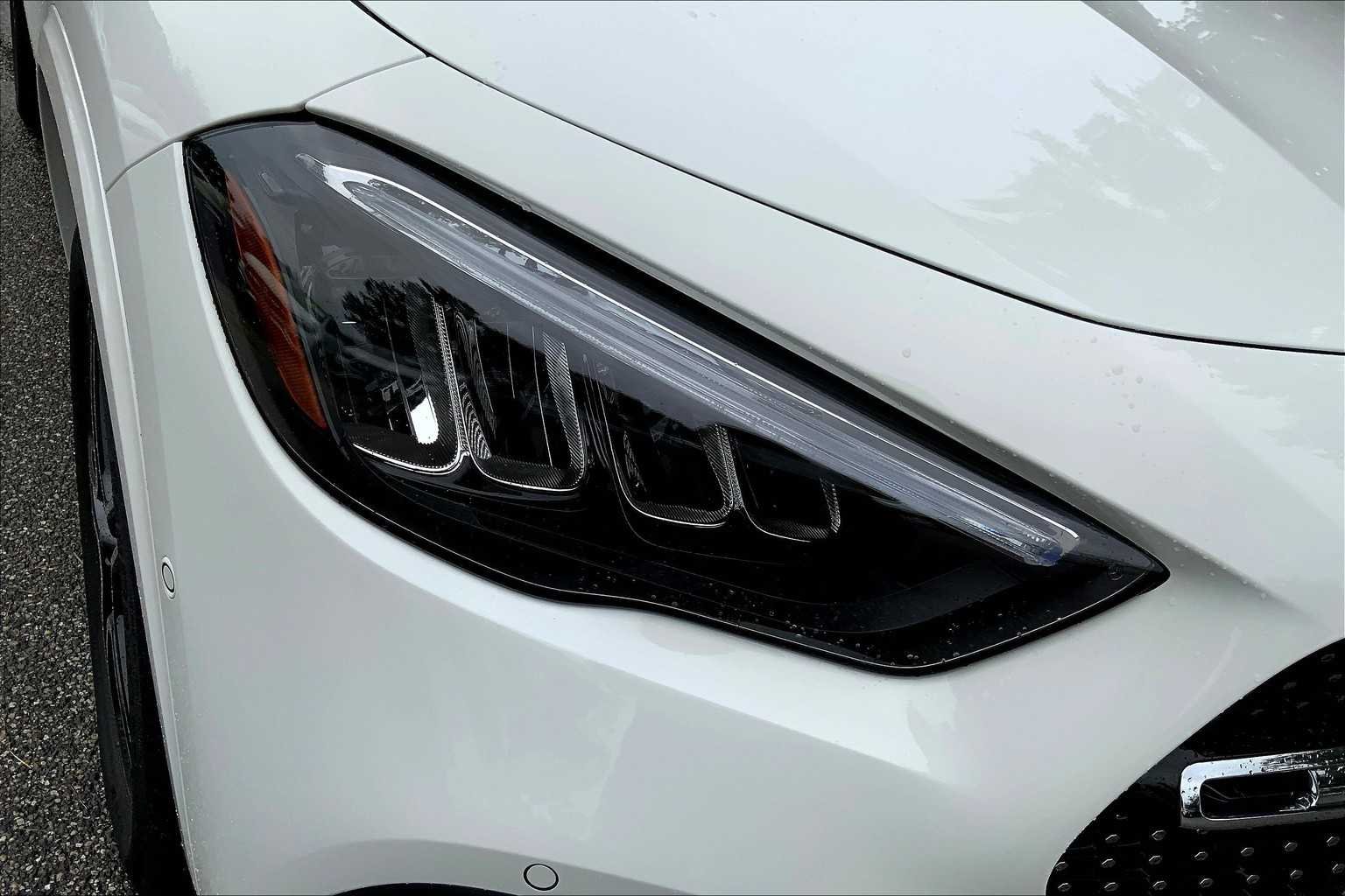 Certified Used 2026 Polar White Mercedes-Benz GLA 250 image 17