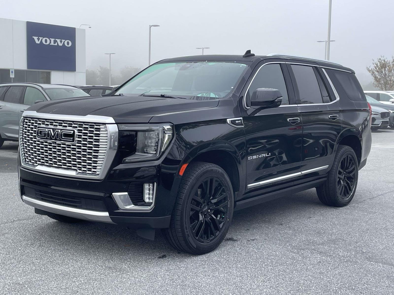Used 2021 Onyx Black GMC Denali image 23