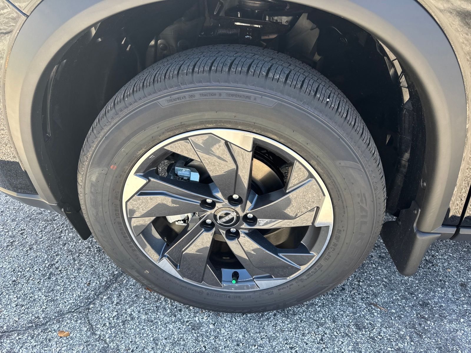 New 2026 Nissan Rogue SV 4D Sport Utility