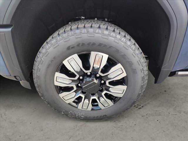 2026 GMC Sierra 2500HD Denali - Photo 7