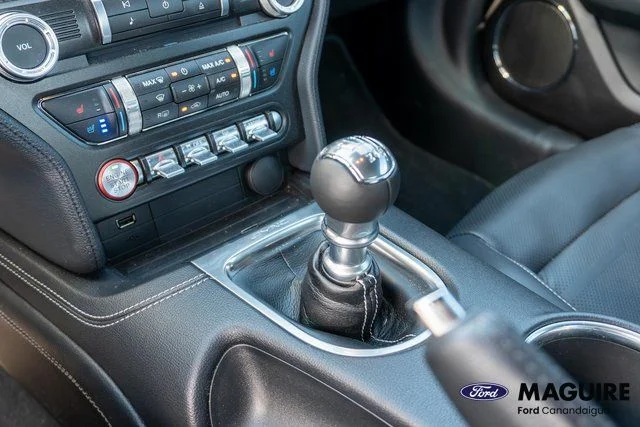 Used 2022 Silver Ford GT Premium image 31