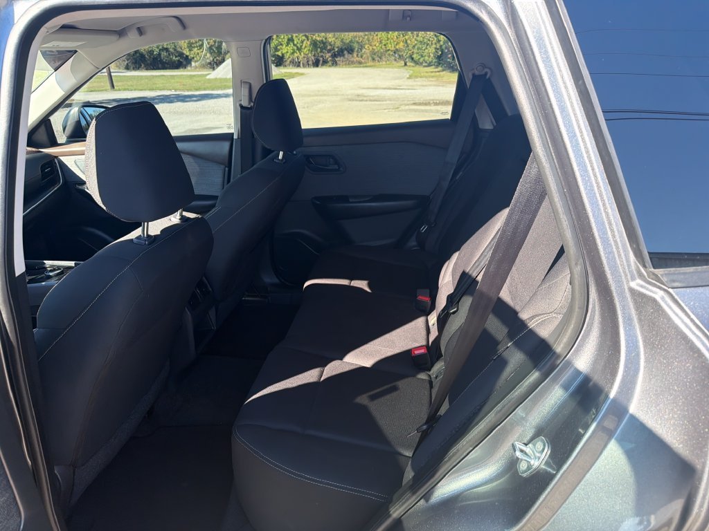 Used 2023 Gray Nissan S image 14