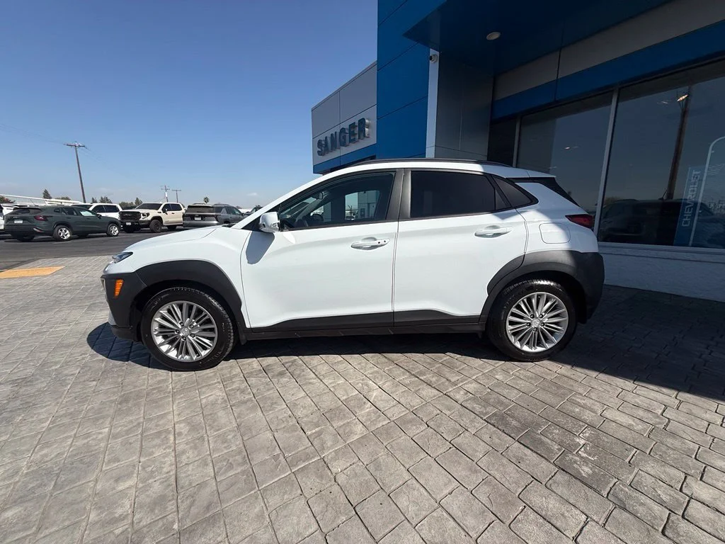 Used 2020 White Hyundai SEL image 7