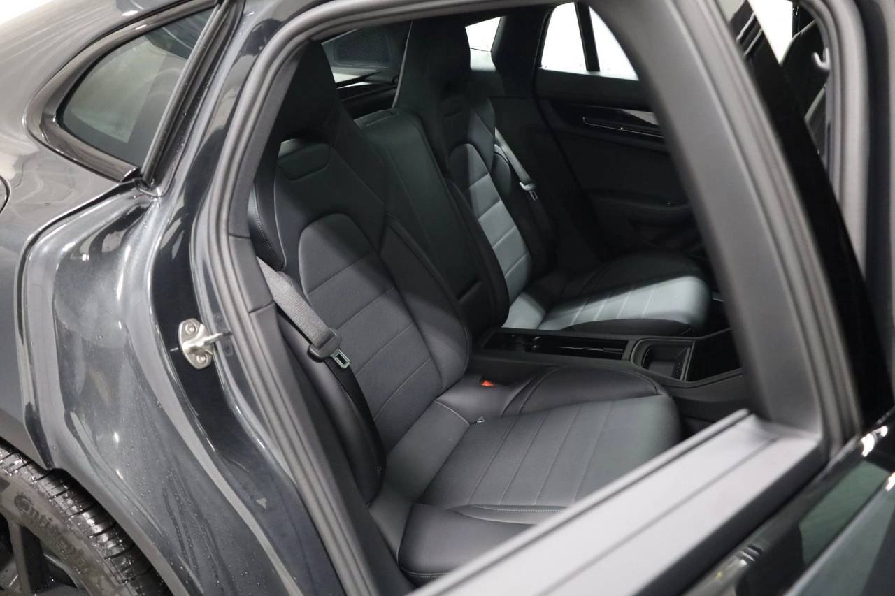 2026 Porsche Panamera Base - Photo 37