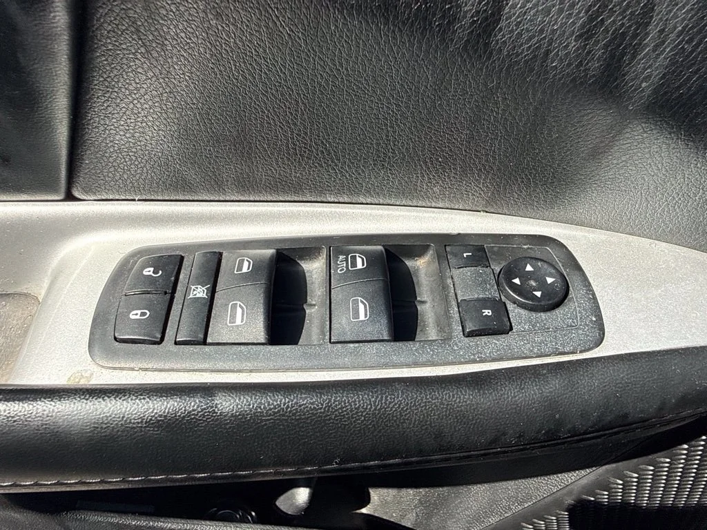 Used 2019 Black Dodge SE image 16