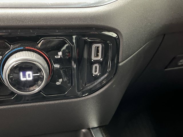 Used 2024 Summit White Chevrolet RST image 26