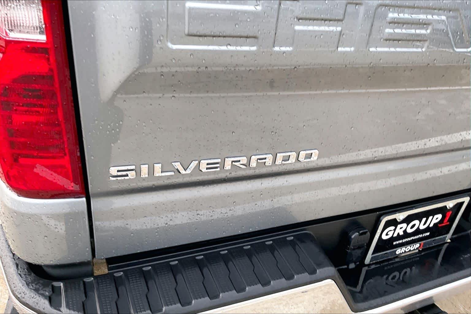 Used 2024 Sterling Gray Metallic Chevrolet LT image 30
