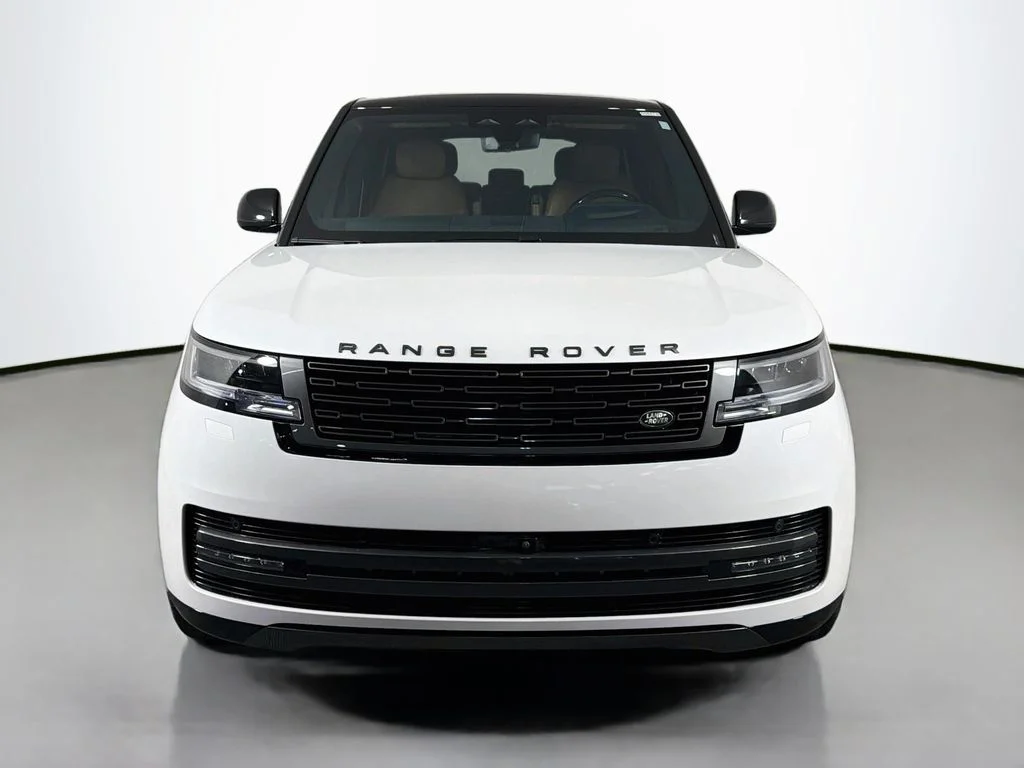 Certified Used 2025 White Land Rover SE image 2