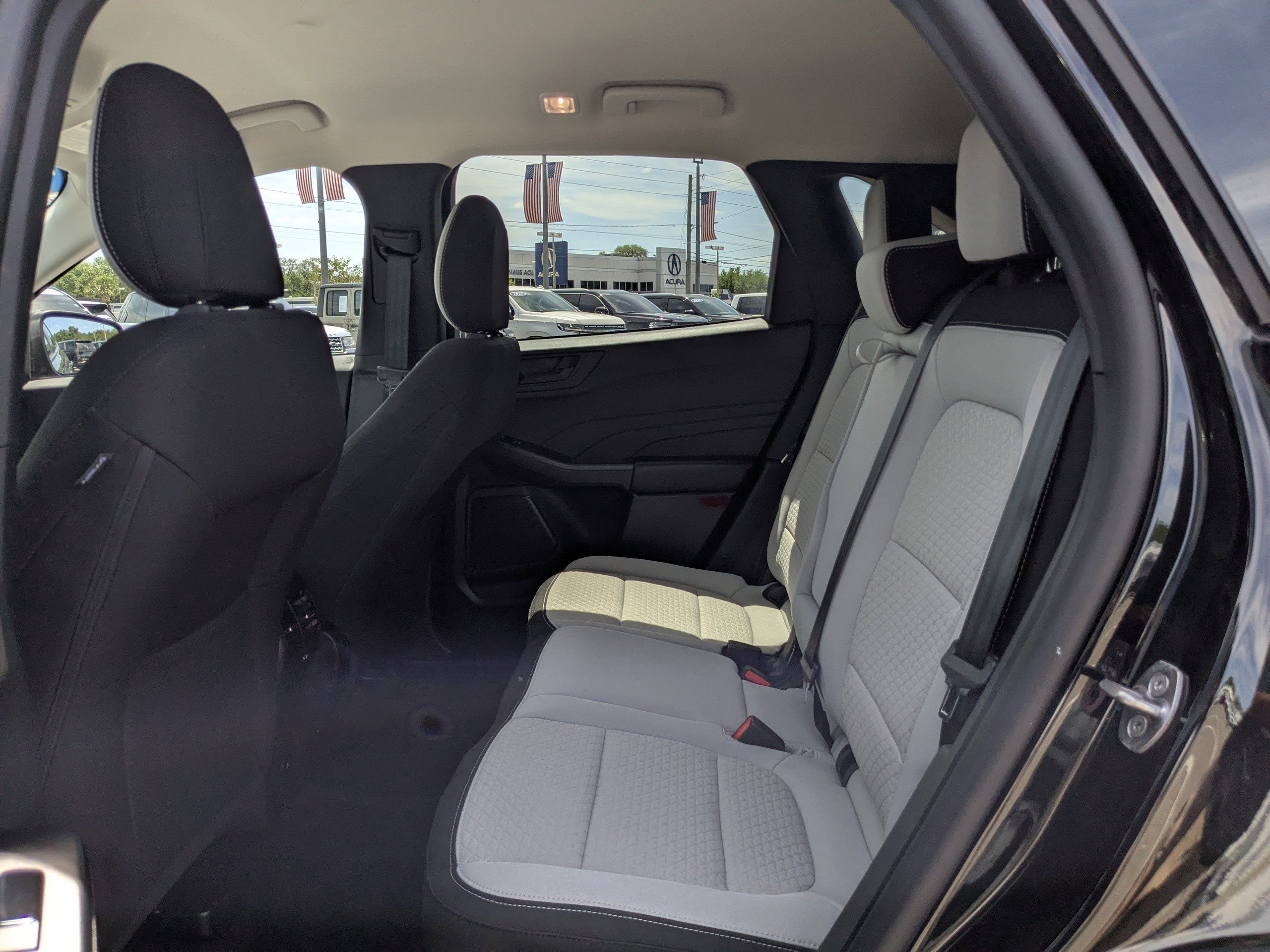 Used 2024  Ford Active image 14