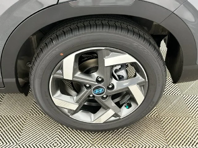 New 2026 Gray Hyundai SEL image 20