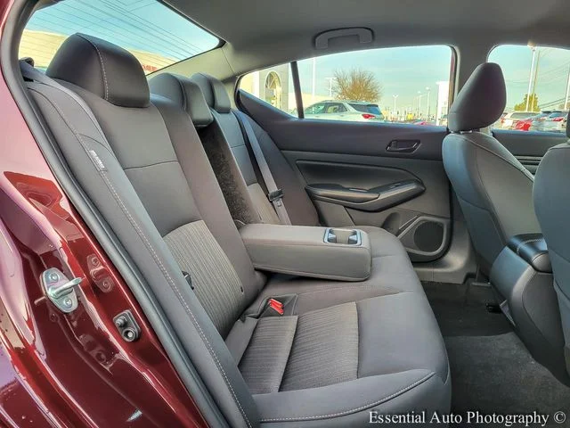 Used 2025 Red Nissan 2.5 SV image 27