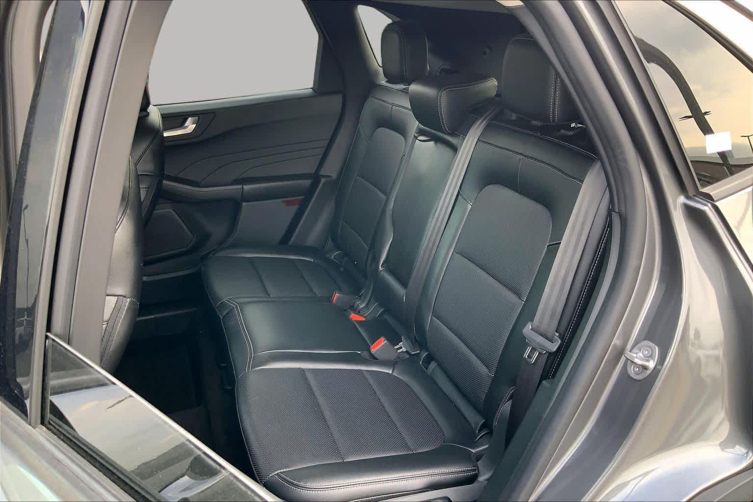 Used 2022 Carbonized Gray Metallic Ford SEL image 20