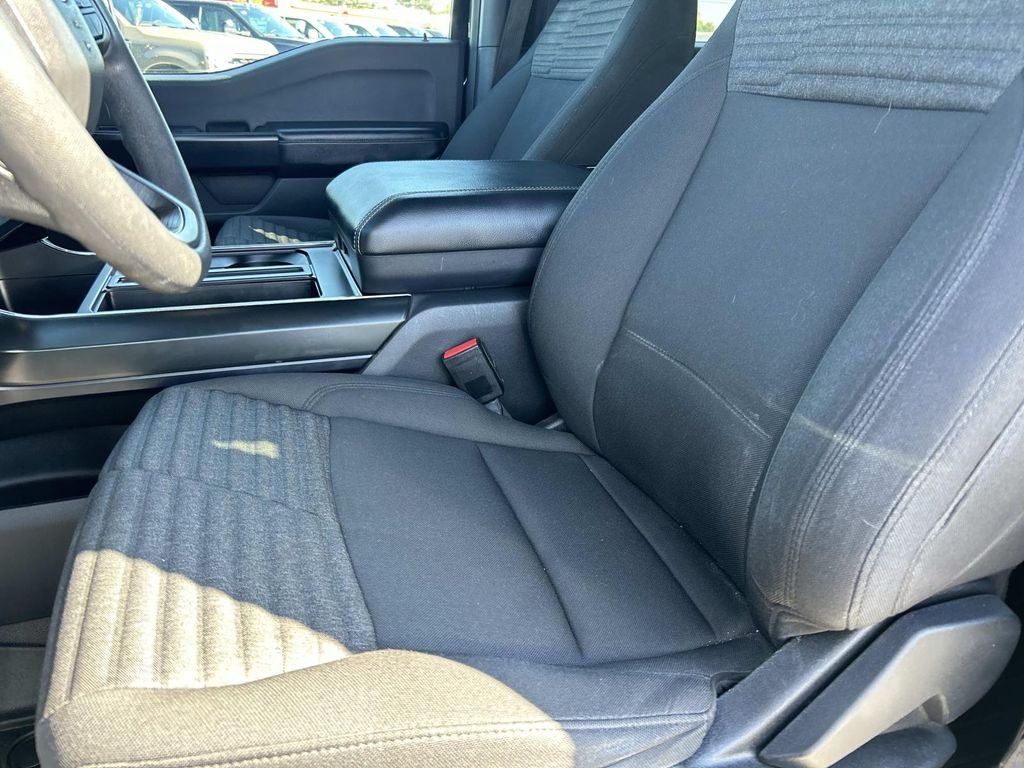 Used 2021 Black Metallic Ford XL image 27