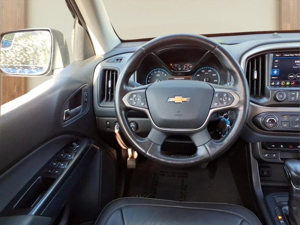 Used 2022 Blue Chevrolet Z71 image 21