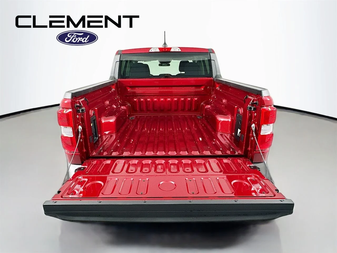 New 2026 Ruby Red Metallic Tinted Clearcoat Ford XLT image 10