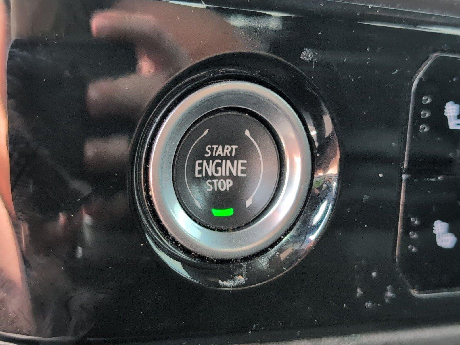 Used 2022 Summit White Chevrolet LT image 25