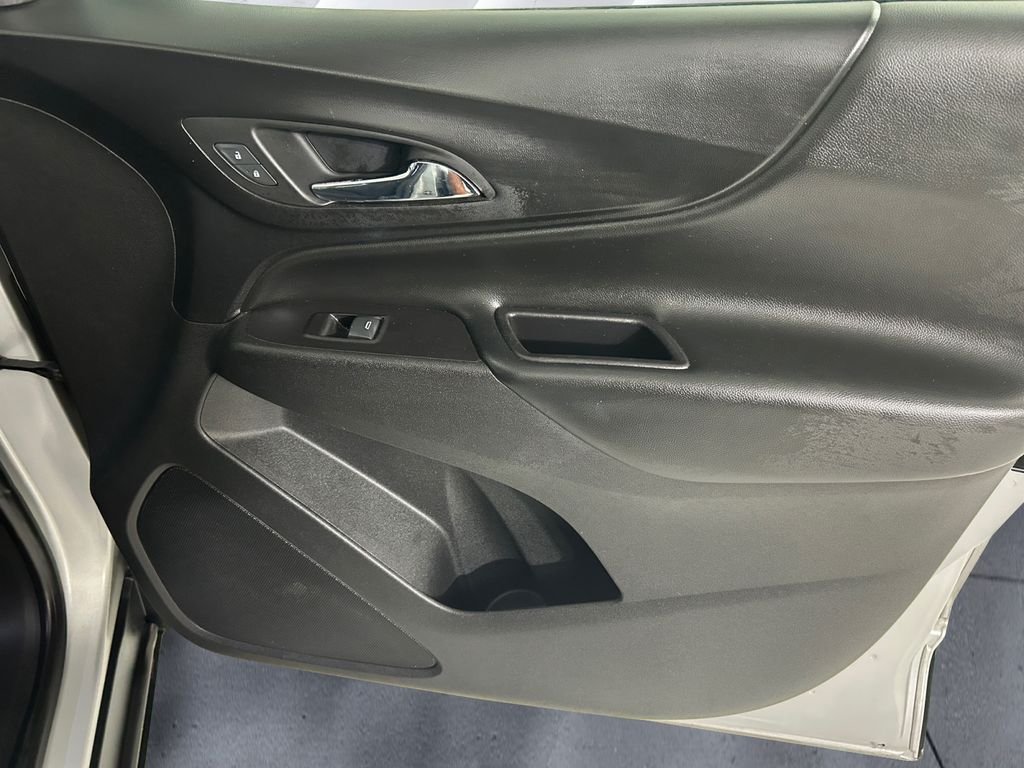 Used 2019 Silver Chevrolet LT image 15