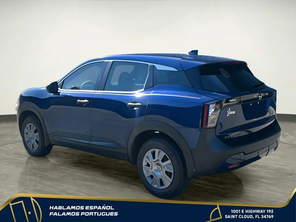 Used 2025 Blue Nissan S FWD image 4