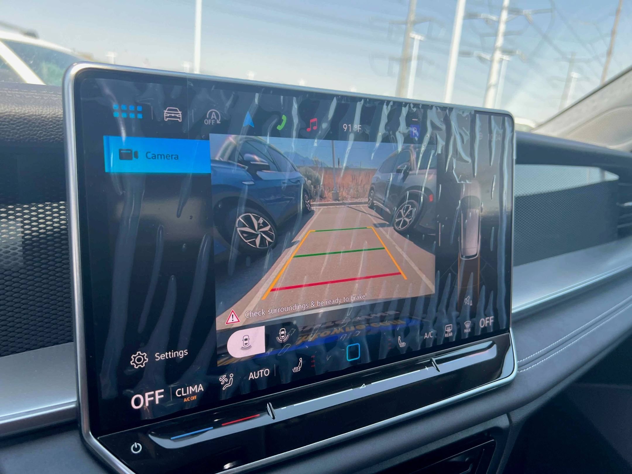2025 Volkswagen Tiguan SE - Photo 28