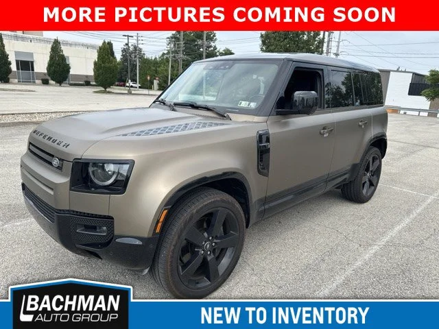 Used 2025 Gondwana Stone Metallic Land Rover X-Dynamic SE image 4