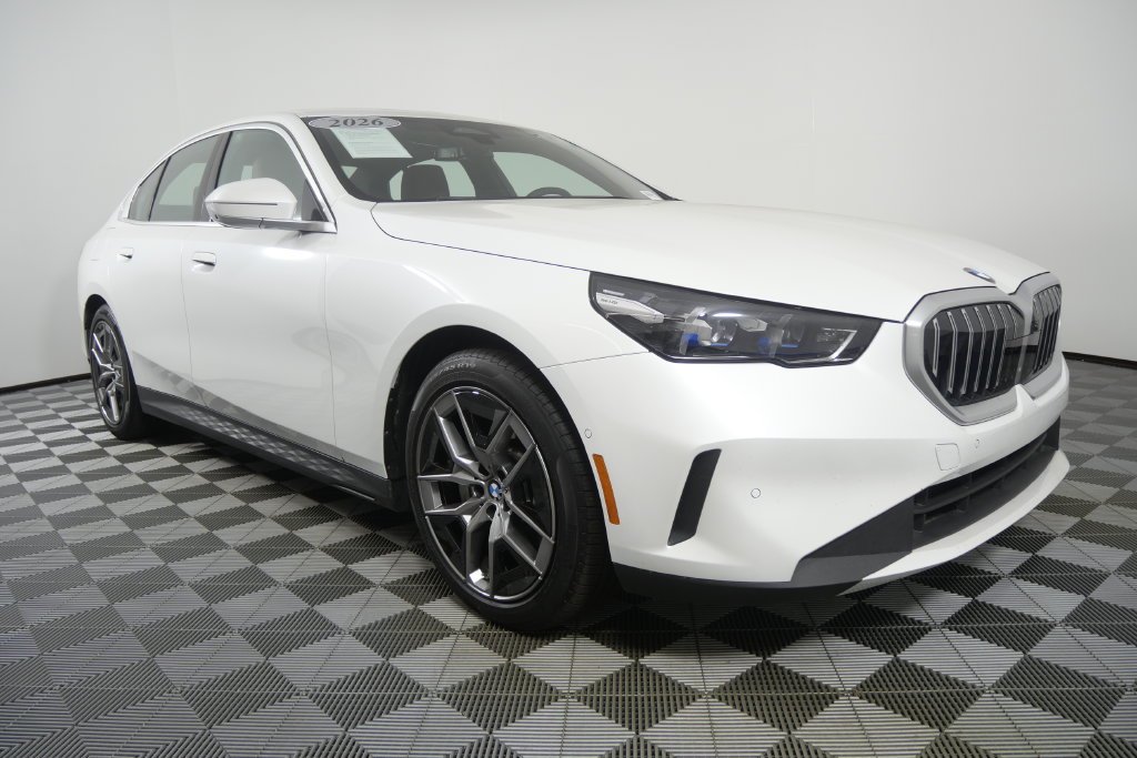 Certified Used 2026 Mineral White Metallic BMW 530i image 2