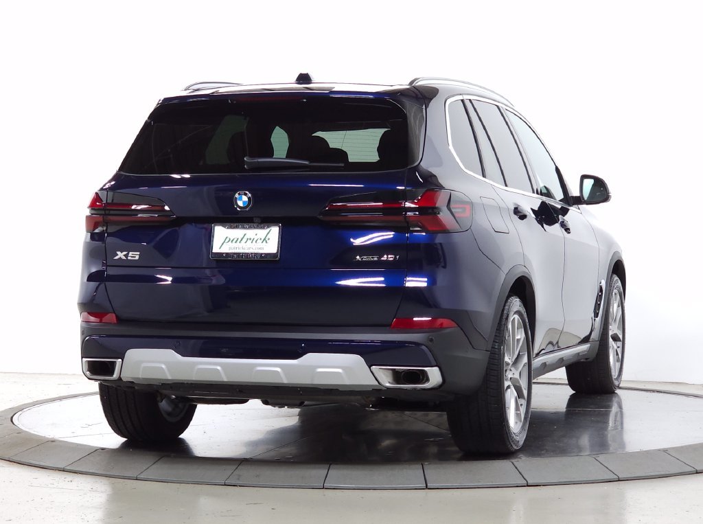 Used 2026 Blue BMW xDrive40i image 11