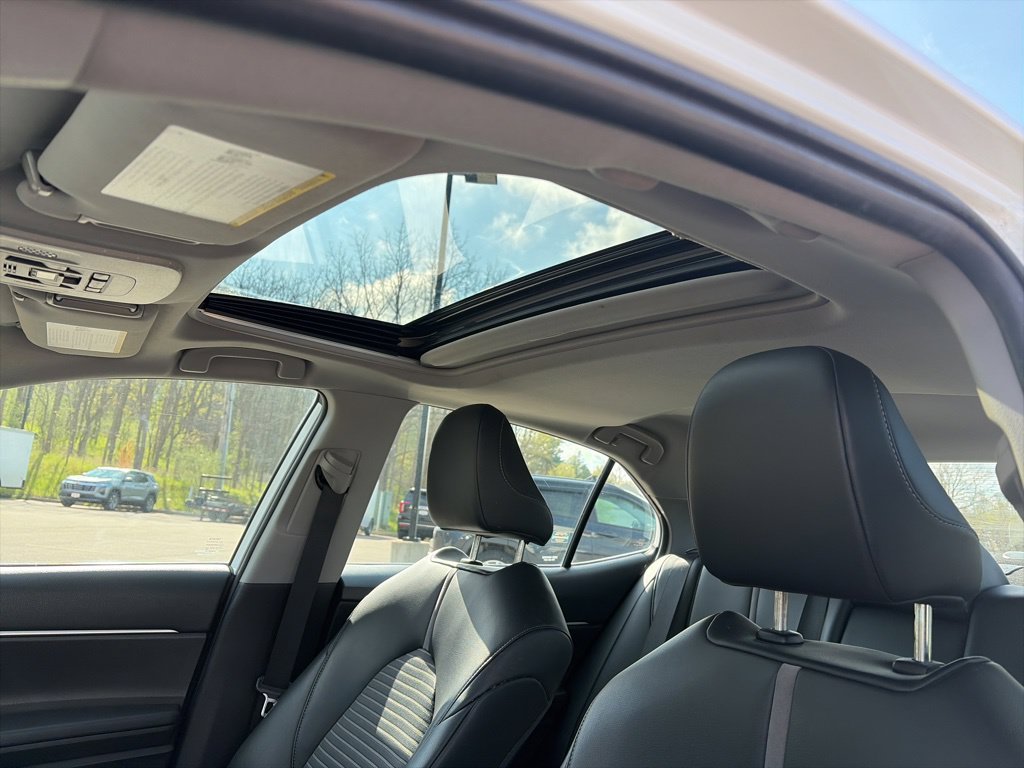 Used 2023 White Toyota SE image 34