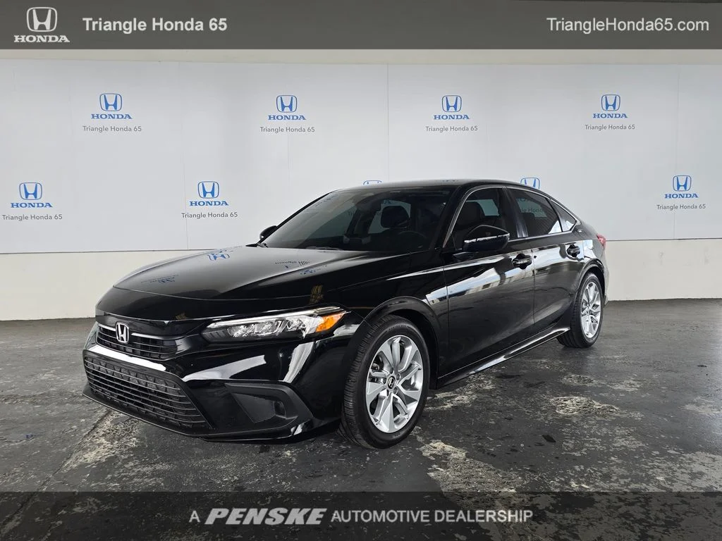 Used 2024  Honda LX image 1