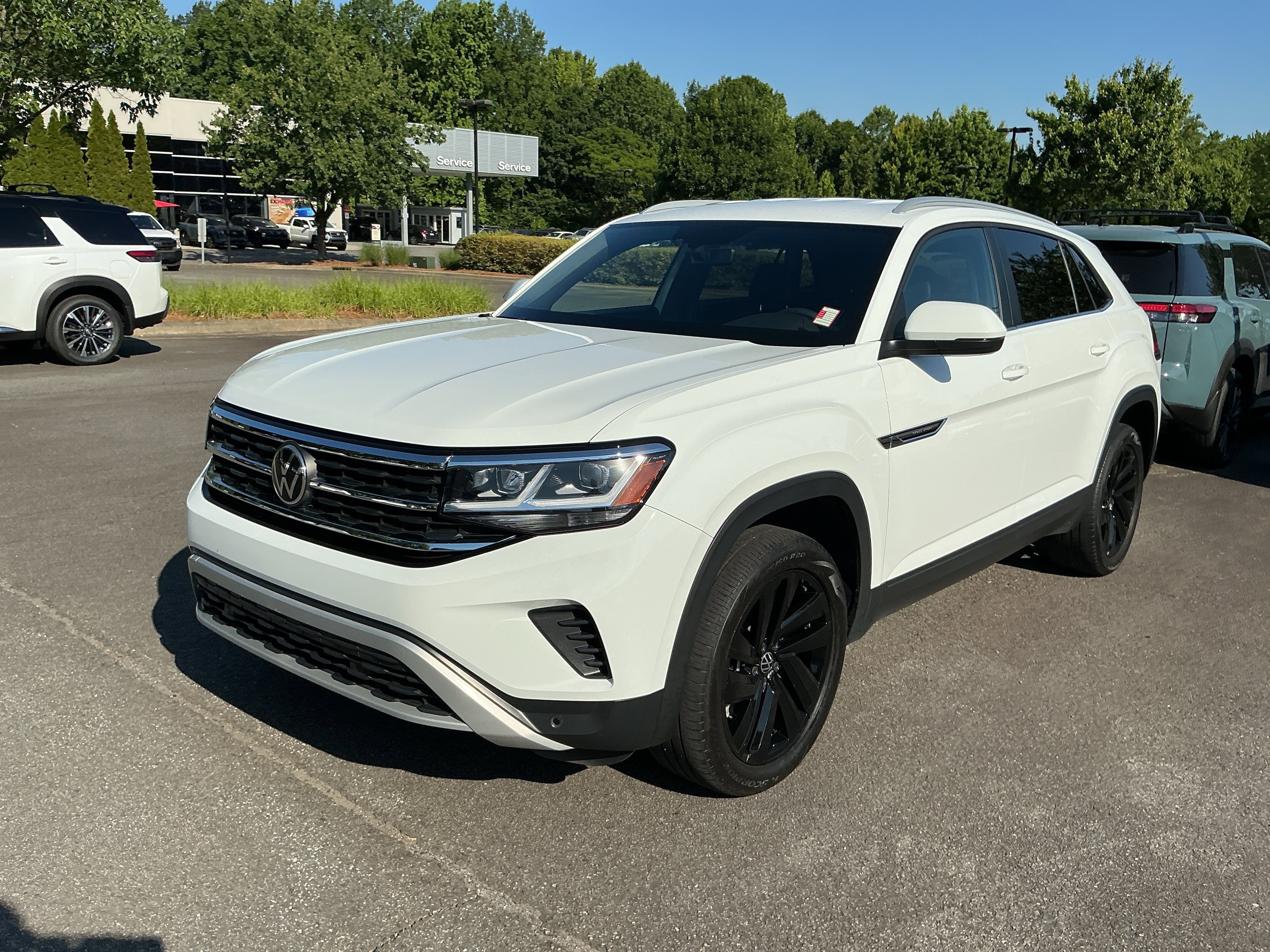 2022 Volkswagen Atlas Cross Sport 3.6L V6 SE w/Tech 4MOTION's photo