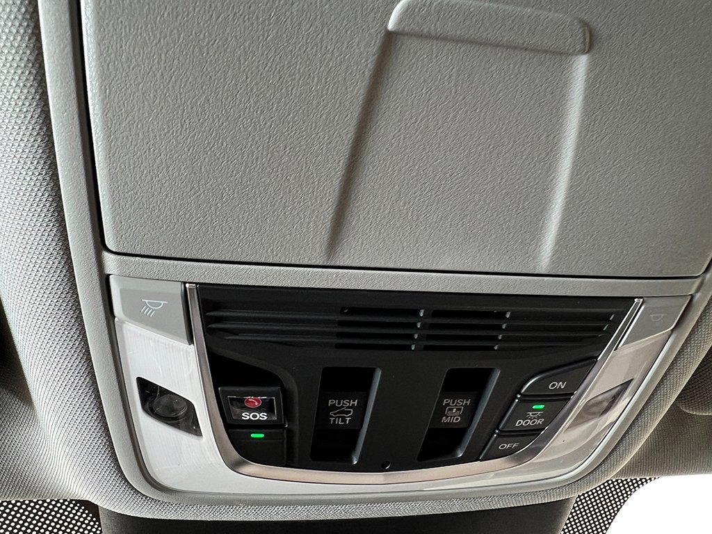New 2026 Solar Silver Metallic Acura w/Technology Package image 24