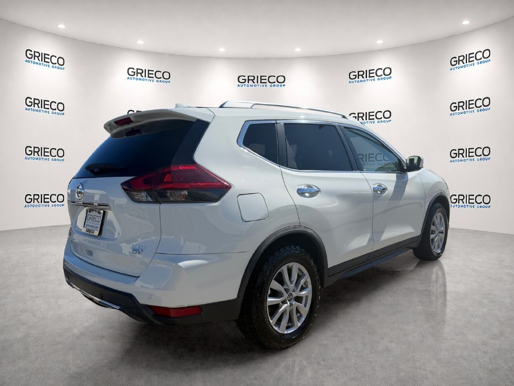 Used 2019 White Nissan SV image 7
