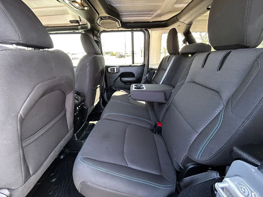 Used 2023 Gray Jeep Rubicon 4xe image 28