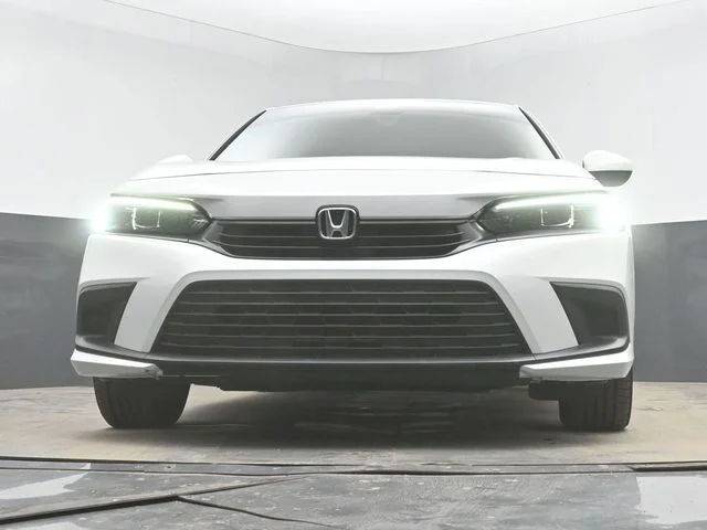 Used 2023 Platinum White Pearl Honda 2.0L 4D LX image 40