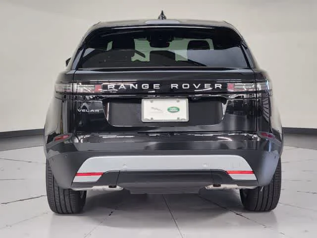 New 2026 Santorini Black Metallic Land Rover S image 15
