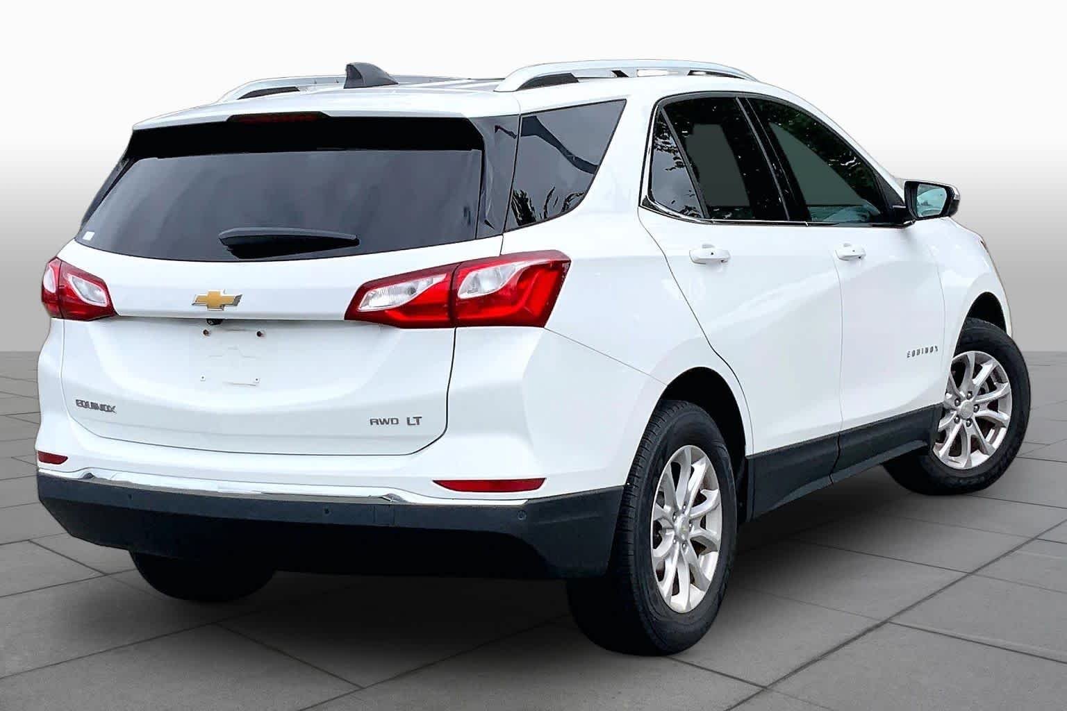 Used 2019 Summit White Chevrolet LT image 13