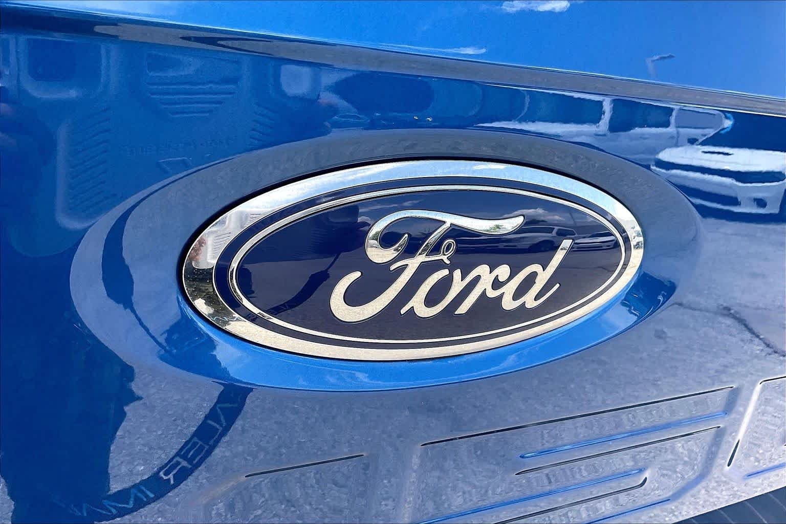 Used 2023 Atlas Blue Ford XLT image 55