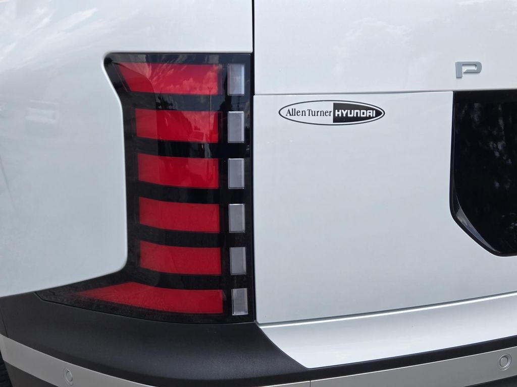 New 2026 White Hyundai SEL Premium FWD image 7