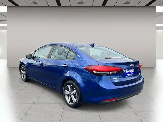 Used 2018 Blue Kia S image 6