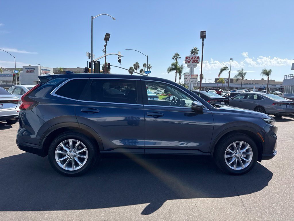 Used 2024  Honda EX image 5
