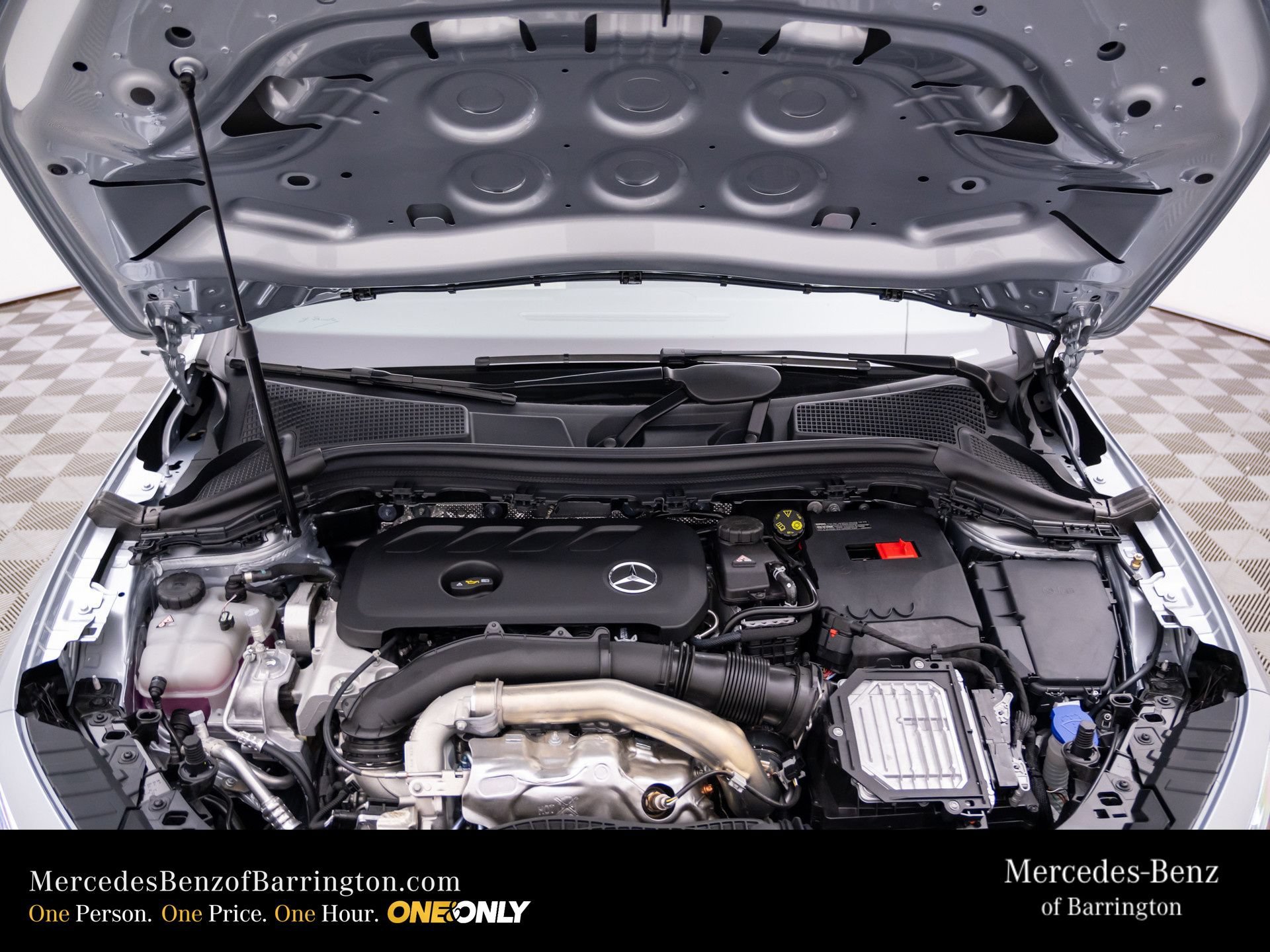 New 2026 Cirrus Silver Metallic Mercedes-Benz GLA 250 image 82