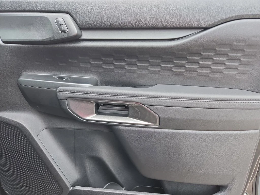 2025 Ford Ranger XLT - Photo 78