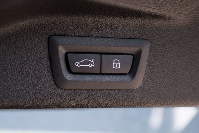 New 2026 Skyscraper Grey Metallic BMW xDrive40i image 41