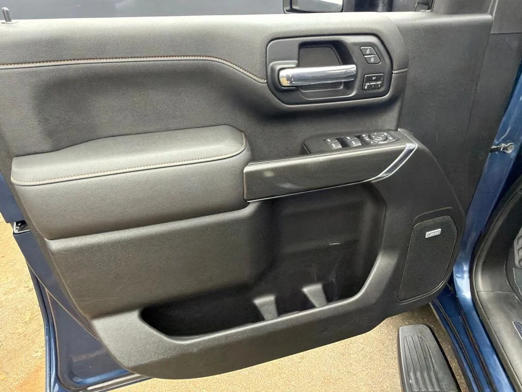 Used 2020 Blue GMC AT4 image 10