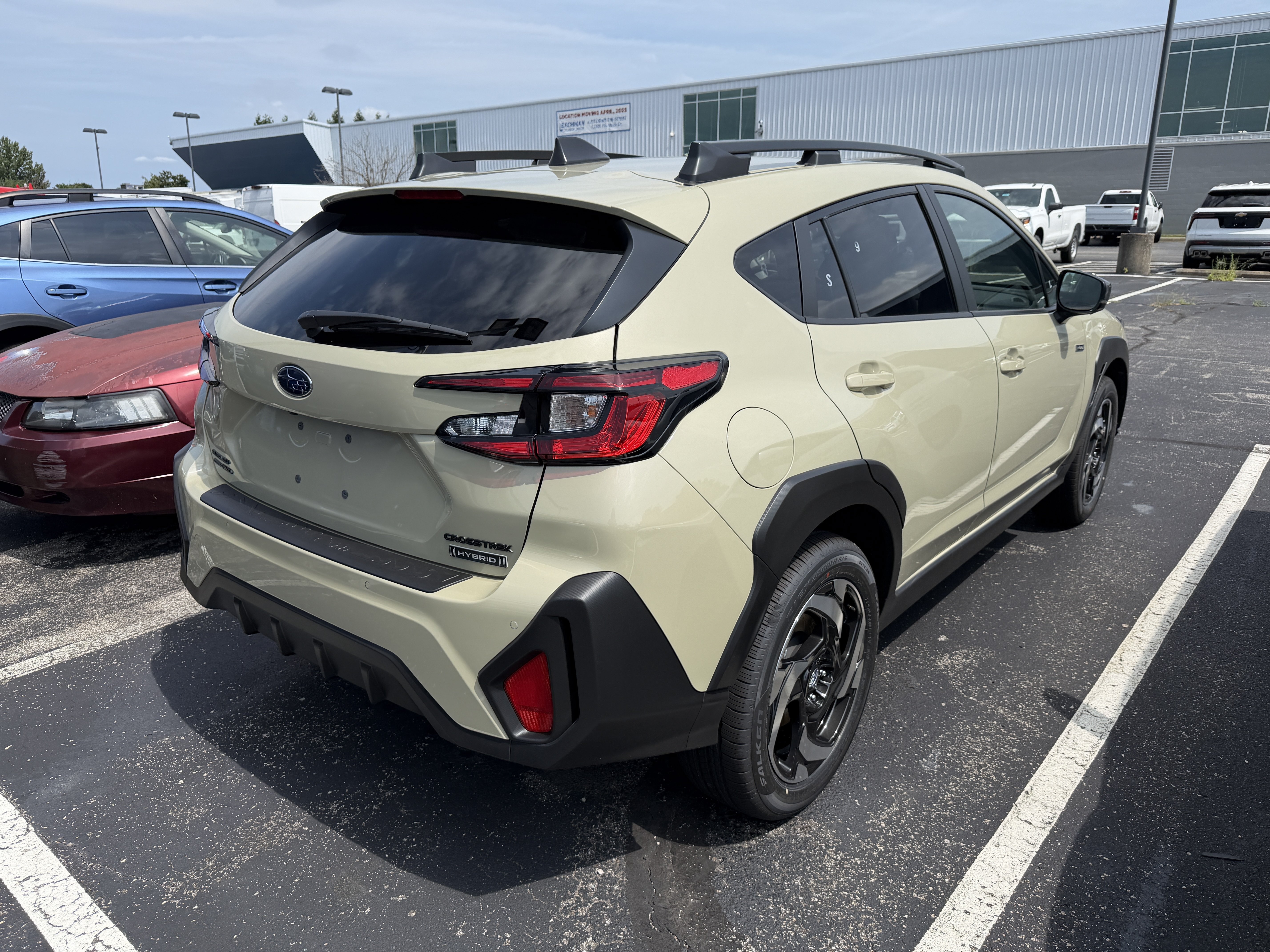 New 2026 SAND DUNE PEARL Subaru Limited Hybrid image 7