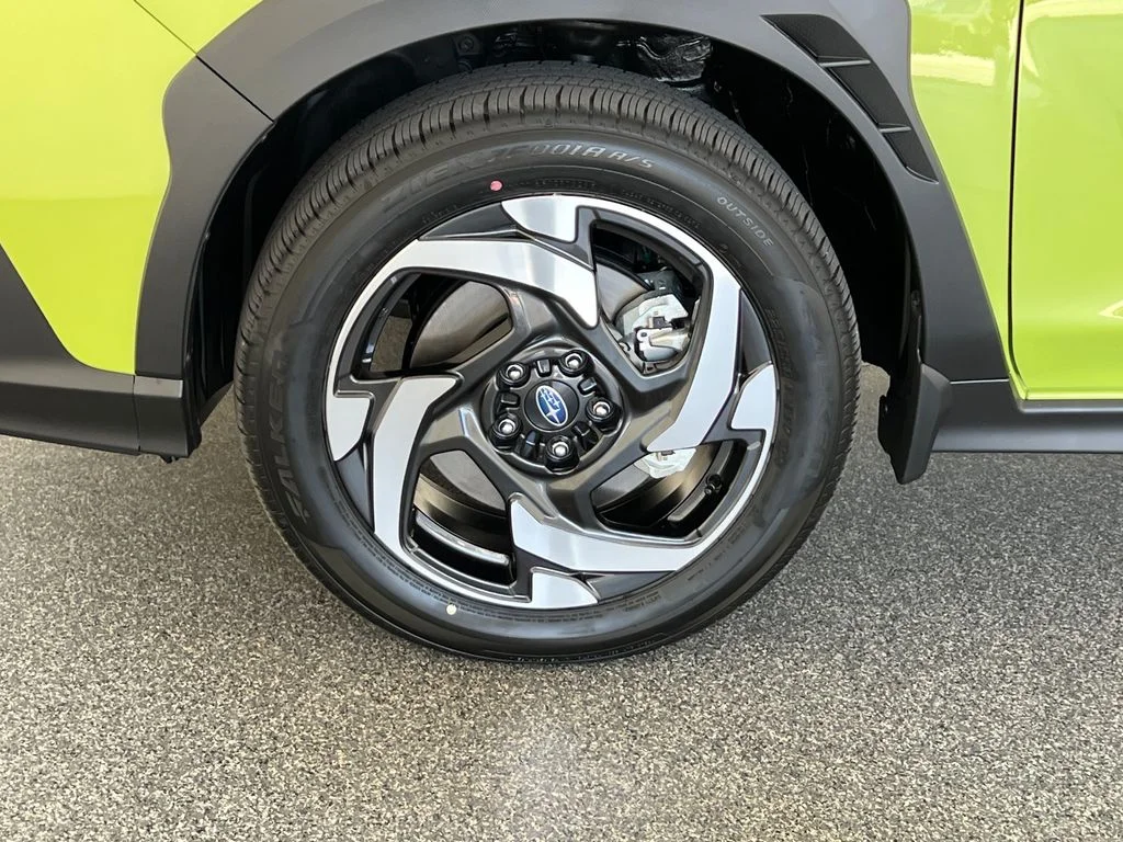 New 2026 CITRON YELLOW PEARL Subaru Limited Hybrid image 27