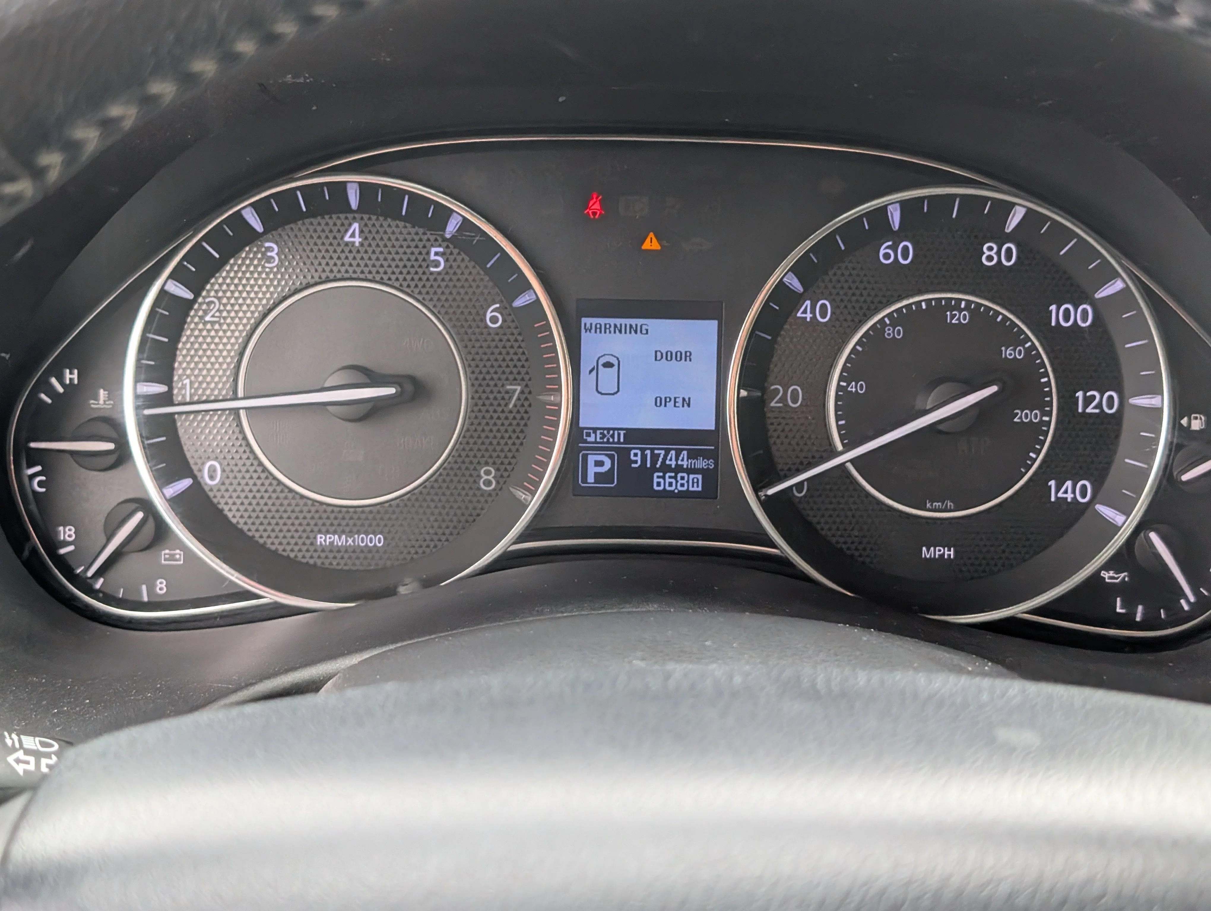 Used 2018 Gun Metallic Nissan Platinum image 24