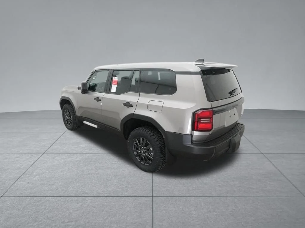 Used 2025  Toyota 1958 image 6